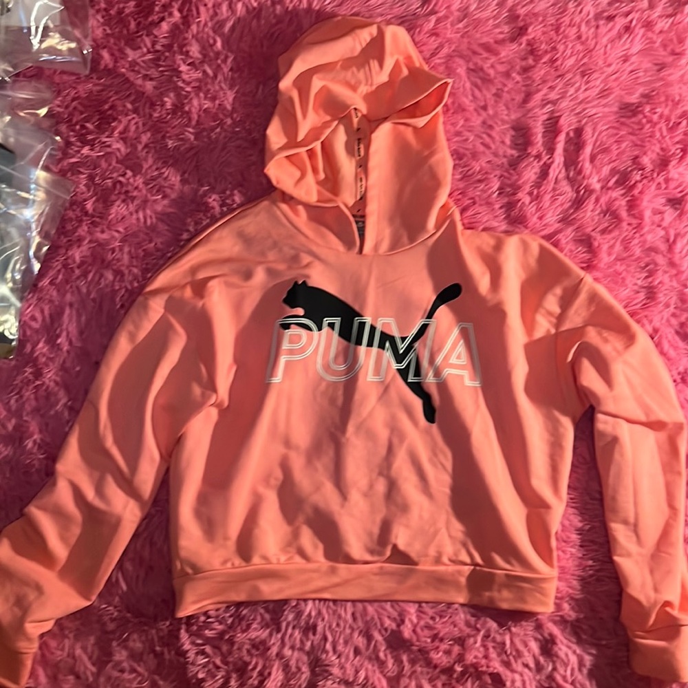Woman PUMA crop hoodie